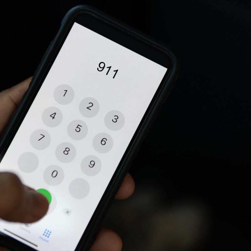 Should I Call 911 After a Car Accident in Portland?