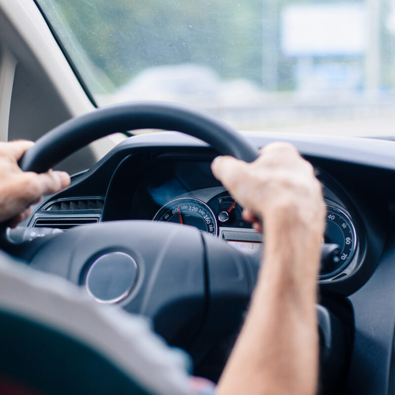 What to Do at an Intersection with Flashing Lights 